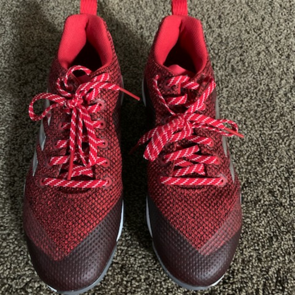 Adidas women's size 8 Metal Cleats,Never been worn